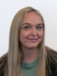 Communications Specialist Rya Frederick in Communication Center at Bozard Ford